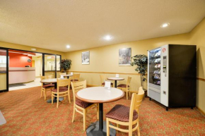 Отель Americas Best Value Inn - East Syracuse  Ист Сиракьюс